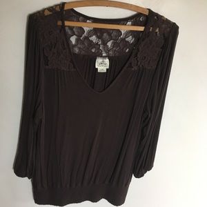 Ariat Brown floral lace, 3/4 length shirt, L